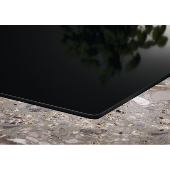 Варильна панель Electrolux KIS62453I