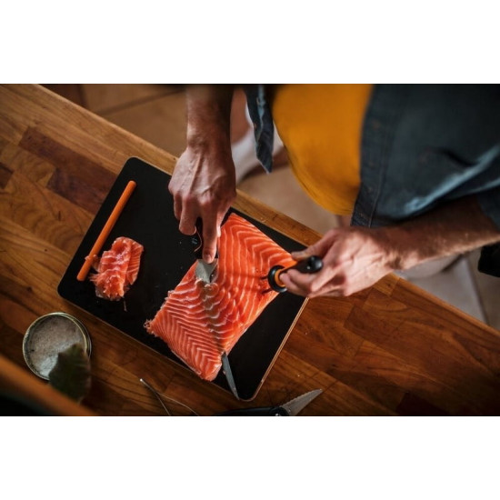 Ніж філейний для риби Fiskars Functional Form 22 см (1057540)