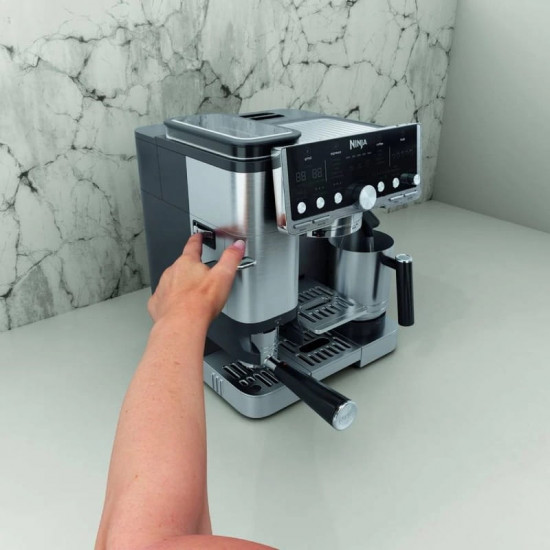 Кавомашина Ninja Luxe Cafe Essential ES701EU