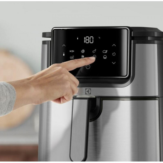 Мультипіч Electrolux Explore 6 E6AF1-4ST