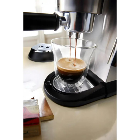 Кавоварка Delonghi EC 685 M Dedica