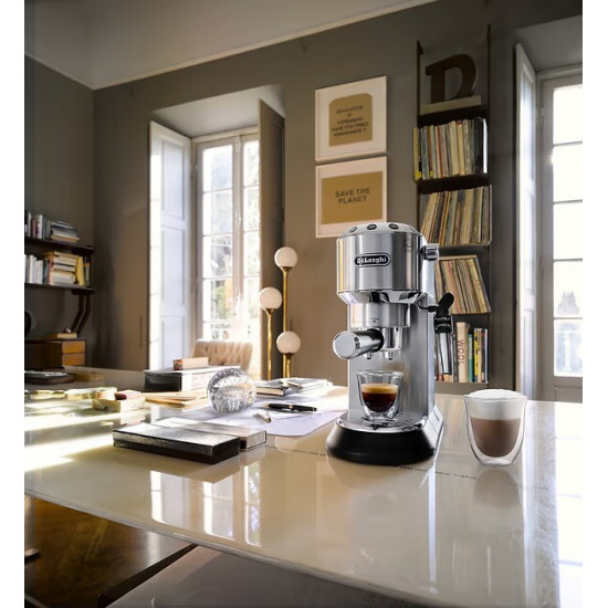 Кавоварка Delonghi EC 685 M Dedica