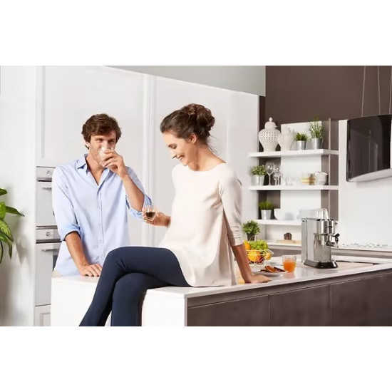 Кавоварка Delonghi EC 685 M Dedica