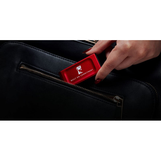 Накопичувач зовнішній SSD Portable 1ТB Kingston SXS1000 BoC Red (SXS1000R/1000GA)