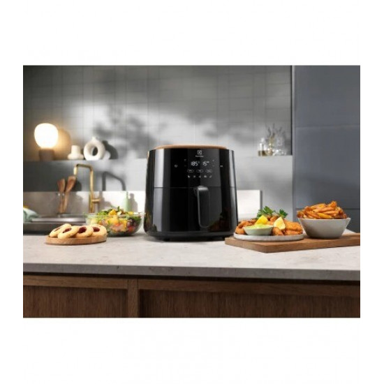 Мультипіч Electrolux 700 Air Fryer EAF5B